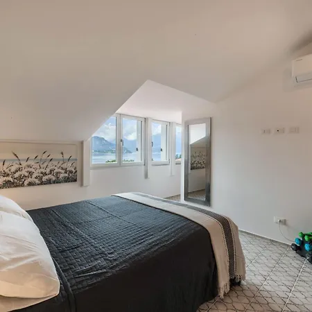 Casa Royale Aria דירה