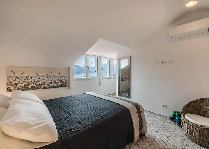 Daire Casa Royale Aria Lierna